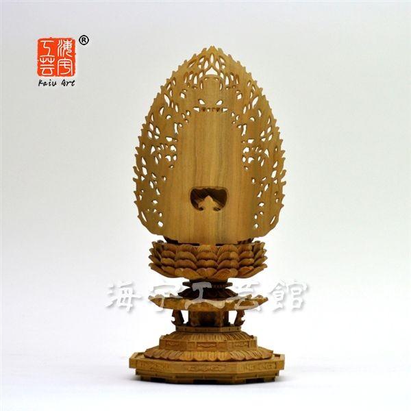 木彫り仏像 【大日如来】 飛天光背八角台 白檀 坐2.5寸 「真言宗御本尊