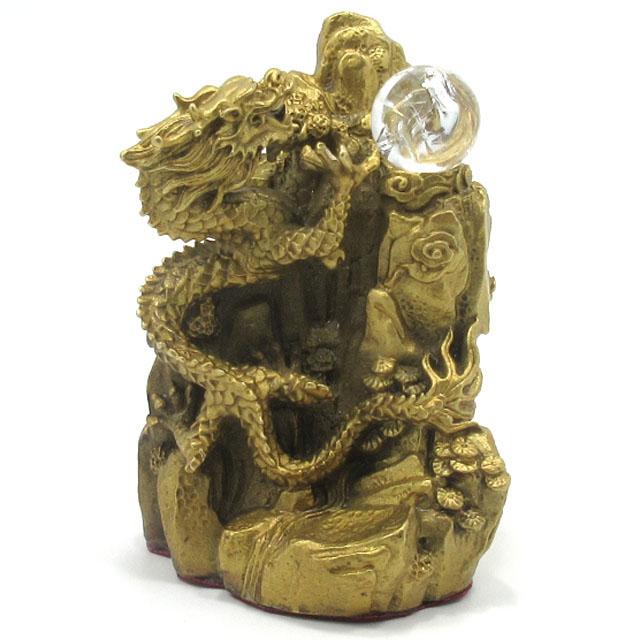 龍 置物 風水 山水龍 開運 龍の置物 虹入り水晶付 丸玉 上山龍 辰 竜