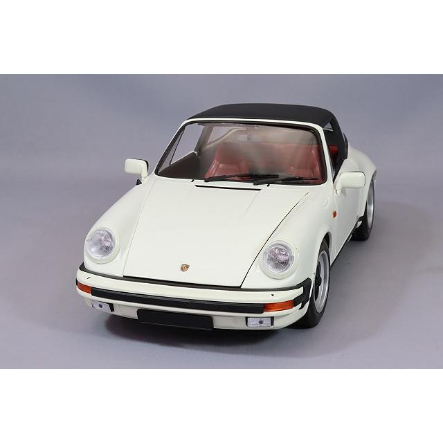ミニチャンプス 1/18 ポルシェ 911 カレラ 3.2 タルガ 1983 ホワイト