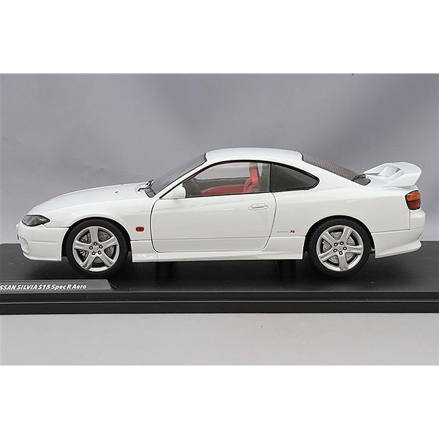ソリド 1/18 日産 シルビア S15 スペックR エアロ 1999 ホワイト 右
