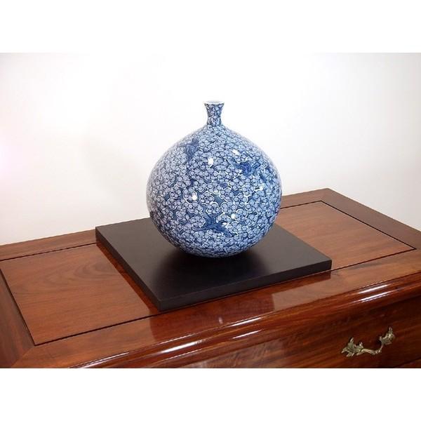 有田焼 染付梅鳥絵花瓶｜陶芸作家 藤井錦彩 作 : 有田焼 藤井錦彩窯