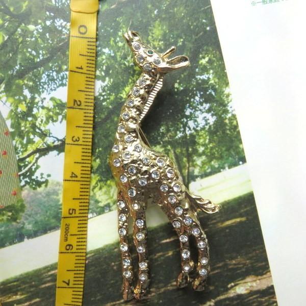 ブローチ スワロフスキー 日本製 国産 デッドストック 高級感 ゴールド