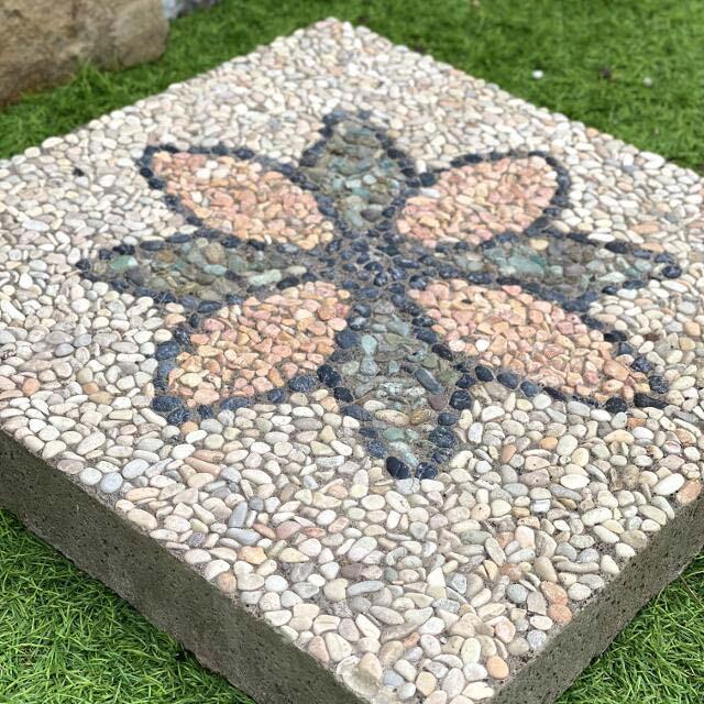 在庫限り】 踏み石 ステップストーン 飛び石 角型 40cm 厚み5cm 置く