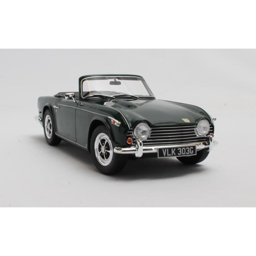 ミニカー 1/18 トライアンフ TR-5 スパイダー 1967 緑色 TRIUMPH - TR5