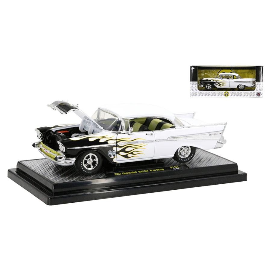 ミニカー 1/24 M2 1957 シボレー・ベルエア ムーンアイズ仕様 白色