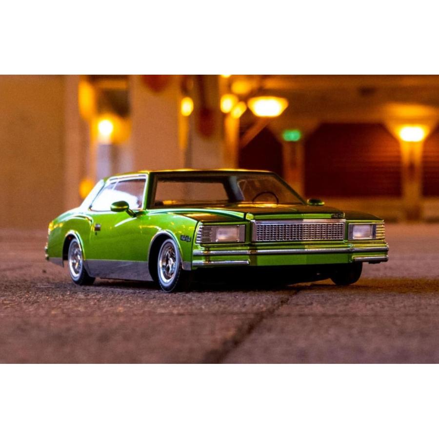ラジコン 1/10 ローライダー 1979 シボレー・モンテカルロ