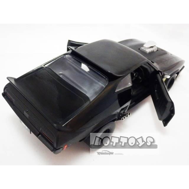 ミニカー 1/18 GREENLIGHT マッドマックス インターセプター フォード