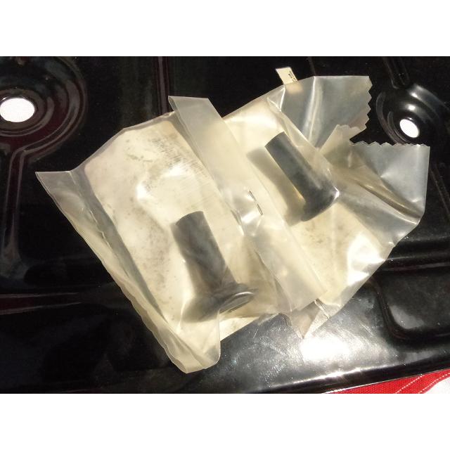 JEEP バッテリートレイ とドレンチューブ2個 M151 M151A2 ジープ