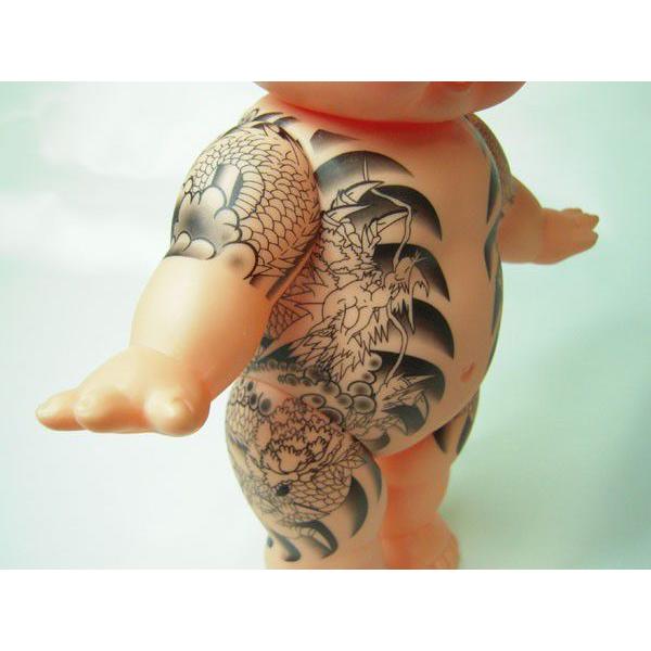 キユーピー 刺青キューピー/28cm/筋彫り/龍/虎 : 名入れストラップの