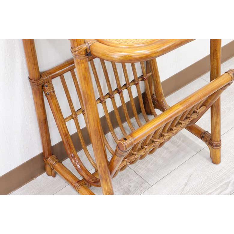 軽量ラタン テーブル付きマガジンラック 壁付 手作り サイドテーブル