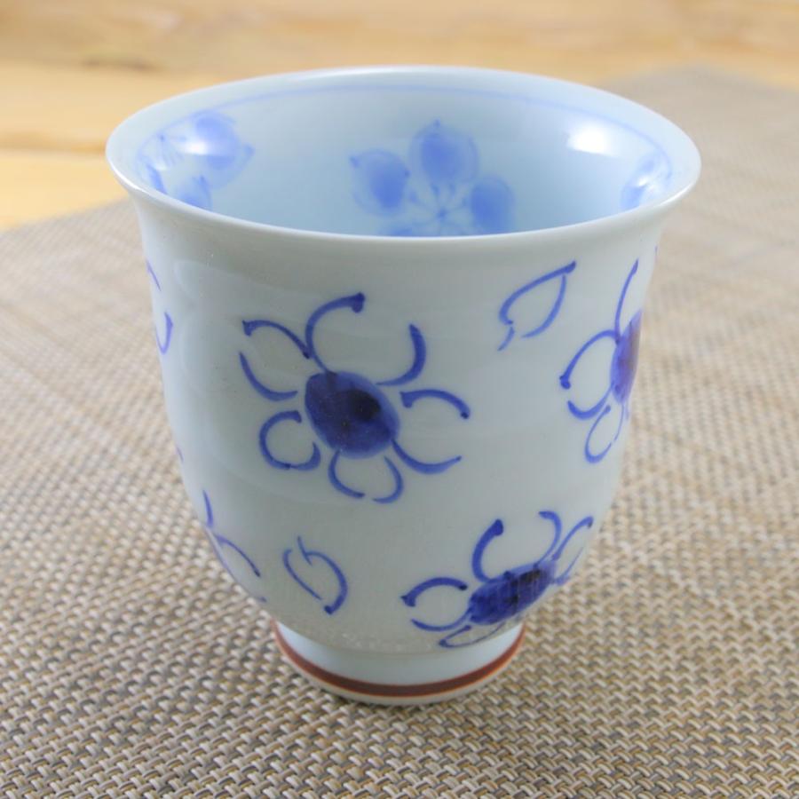 イムサエム 湯呑み 2客 花柄紋 輪花 未使用品 イムサエム 湯呑み 2客