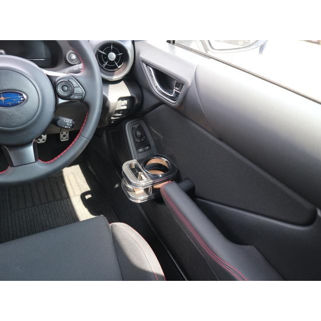 One Creation ドアポケット用カップホルダー GR86（21/10〜） 運転席側