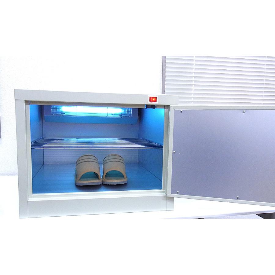 殺菌灯付スリッパロッカー 4足用 DM-R（スリッパ殺菌ロッカー） : 殺菌