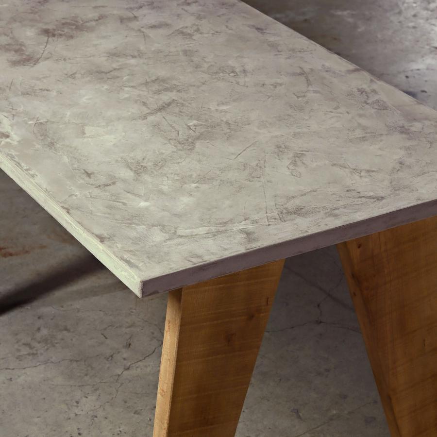 デスク｜パソコンデスク｜薄塗りモルタル｜三角脚｜ダイニングテーブル