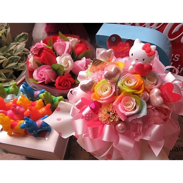 sanrio（サンリオ） あすつく キティ入り 花束風ギフト キティちゃん