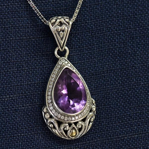 アメジスト シルバー ペンダントトップ 大粒ルースがきらめく