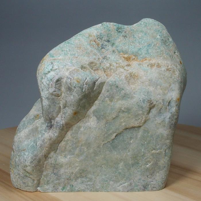 糸魚川産翡翠原石 1面カット HS221T : 水晶天然石専門店ムーン