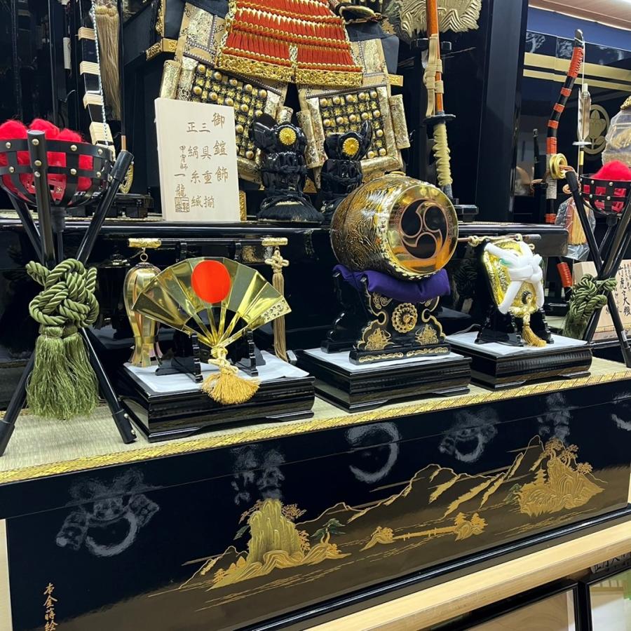 五月人形 大迫力 豪華 鎧飾り 12号 悠久鎧 間口105cm 本金山水屏風二