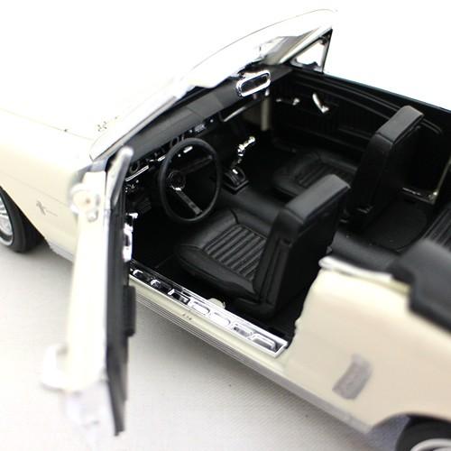 モーターマックス 1964 1/2 Ford Mustang CONVERTIBLE wht 1/18 MOTOR