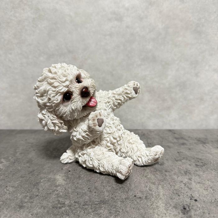 スマホスタンド 卓上 犬 おもしろ 動物 お座りトイプードル 白 置物