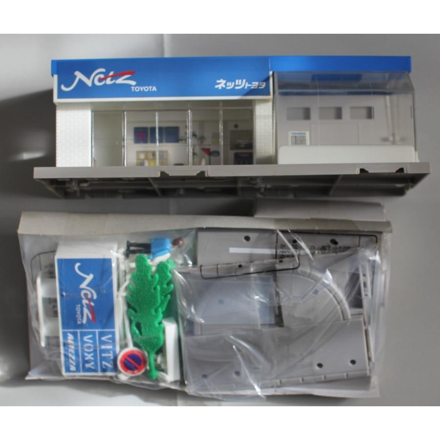 トミカタウン ネッツトヨタ (トヨタ db 1台付き) 240001006248 : mini