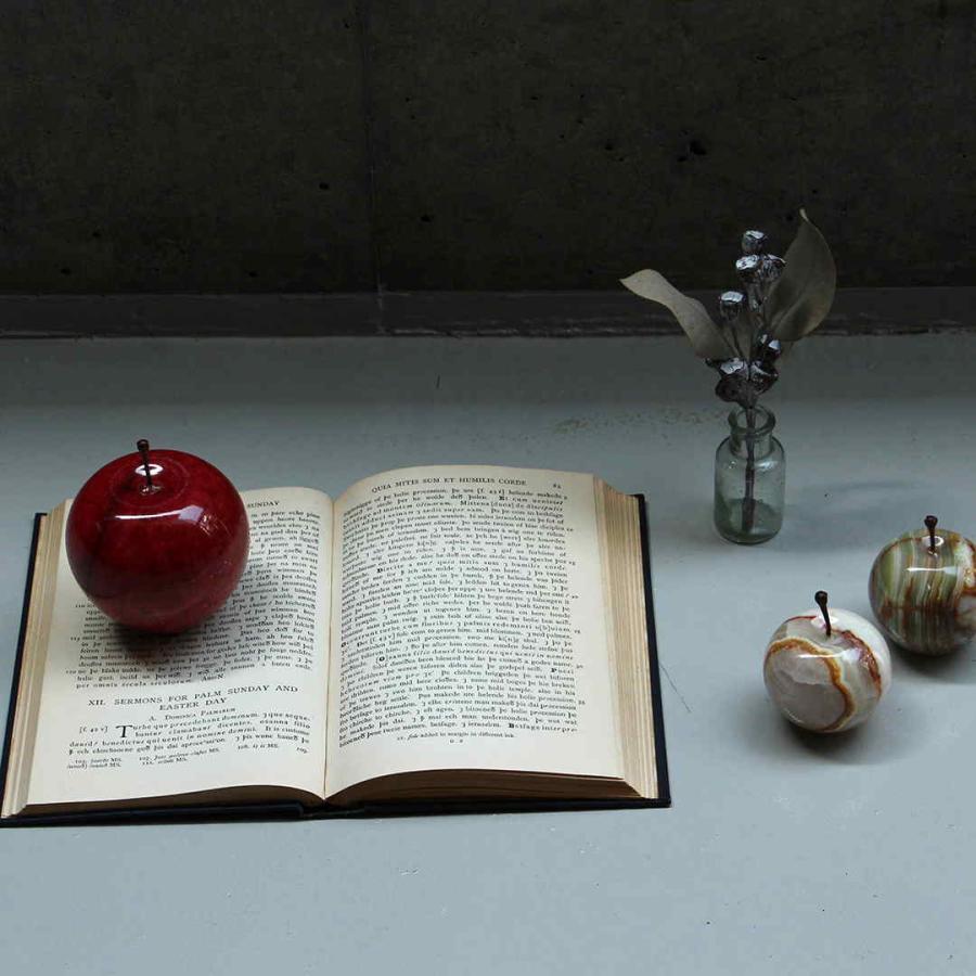マーブルアップル レッド ラージ Marble Apple Red Large 置物