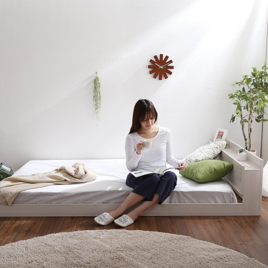 ニトリ（NITORI） ベッド シングル 宮・コンセント付き北欧調フロア