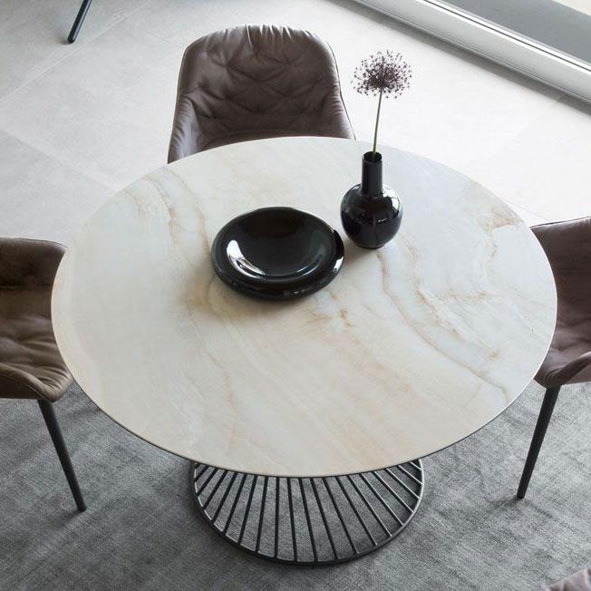 calligaris（カリガリス） VORTEX 円形ダイニングテーブル セラミック