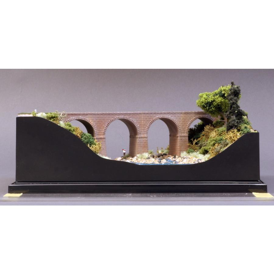 レンガ積みのアーチ橋 ：松本典久 塗装済完成品 1/150サイズ : さか
