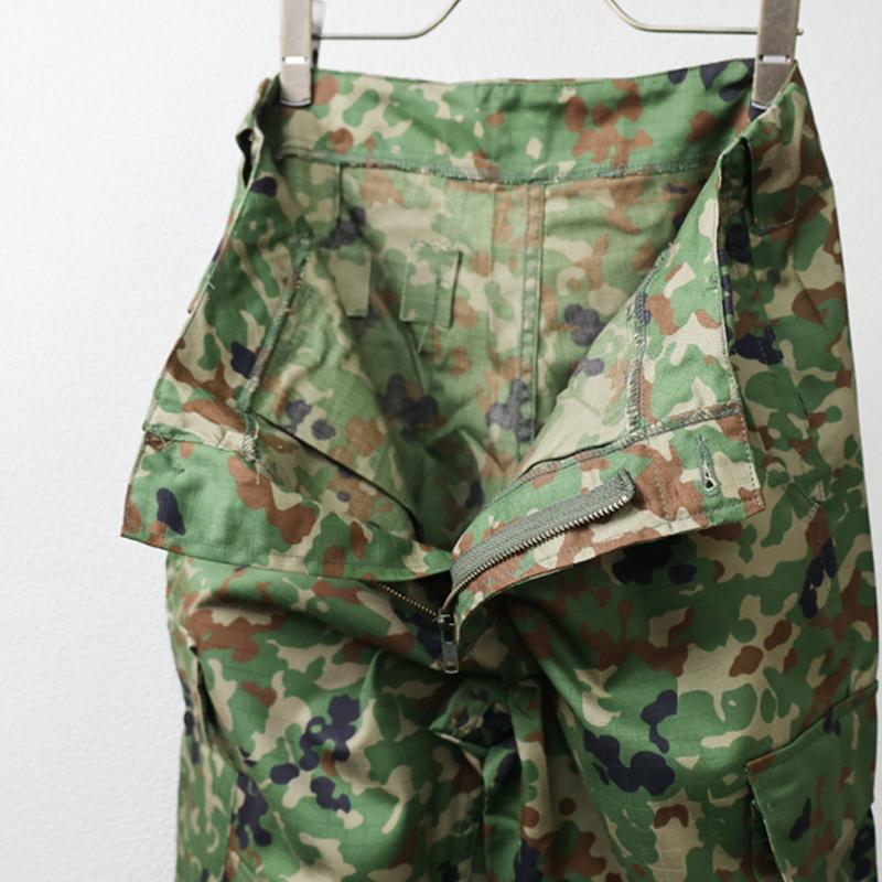 陸上自衛隊. 迷彩戦闘服ジャケット&パンツセット(ウエスト98cm以下