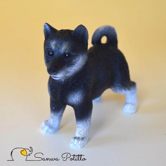 豆柴 柴犬 犬 子犬 黒柴 ミニチュアアニマル 置物 オブジェ かわいい