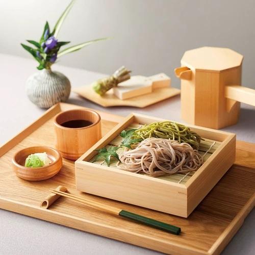 蕎麦皿 ひのき正角ざる(竹ス付) そば用食器 木製そば皿 盛箱(お