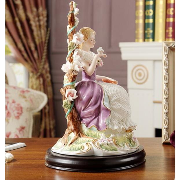 陶器 置物 西洋陶器 北欧磁器 陶器製人形 お姫様 陶器人形 陶器置物