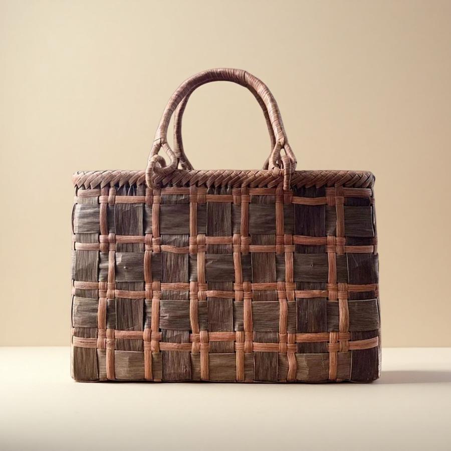 胡桃、山葡萄 手作り 籠バッグ 内布あり (約)幅31×本体高さ21×マチ11cm