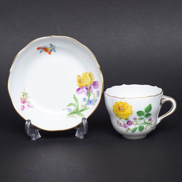 マイセン ベーシックフラワー（二つ花） モカカップ＆ソーサー（ローズ