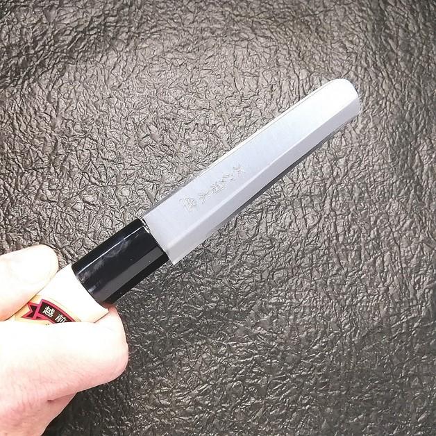 江戸菊水 名古屋型 うなぎ裂き包丁 磨き 丸形 105mm 朴柄 手打鍛造