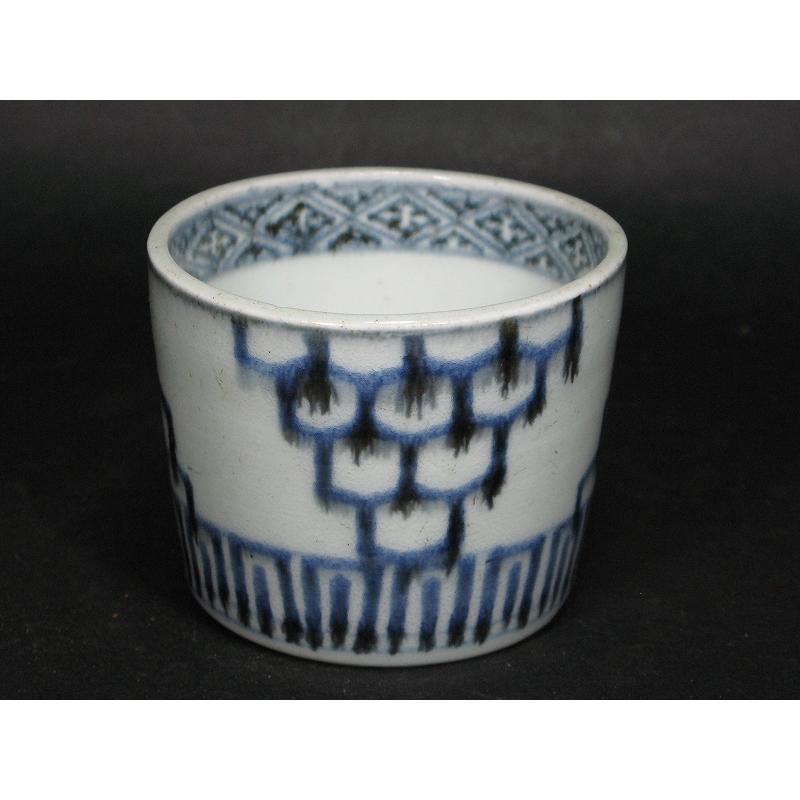 古伊万里 染付 亀甲文 見込み五弁花 蛇の目高台 蕎麦猪口 (22) : SK