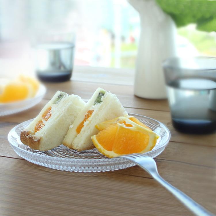 カステヘルミ イッタラ プレート 17cm iittala 北欧雑貨 食器 爆買