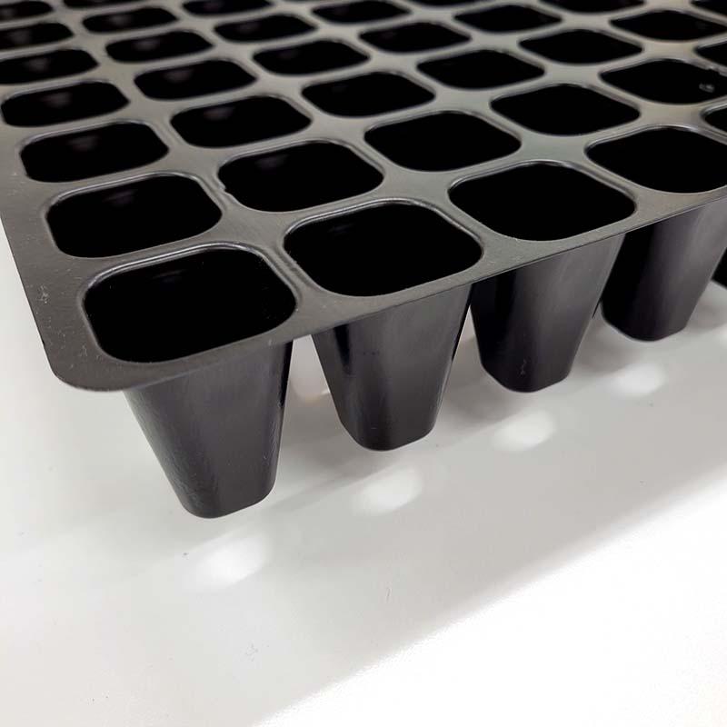 100枚 プラグトレー 黒 128穴 リブ付 300×589mm ポリプロピレン 国産