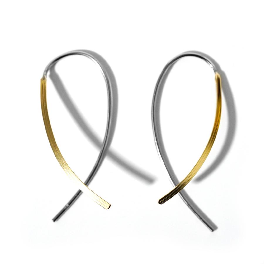 K18 Hineri ピアス 18k 18金 安心 レディース ジュエリー アクセサリー