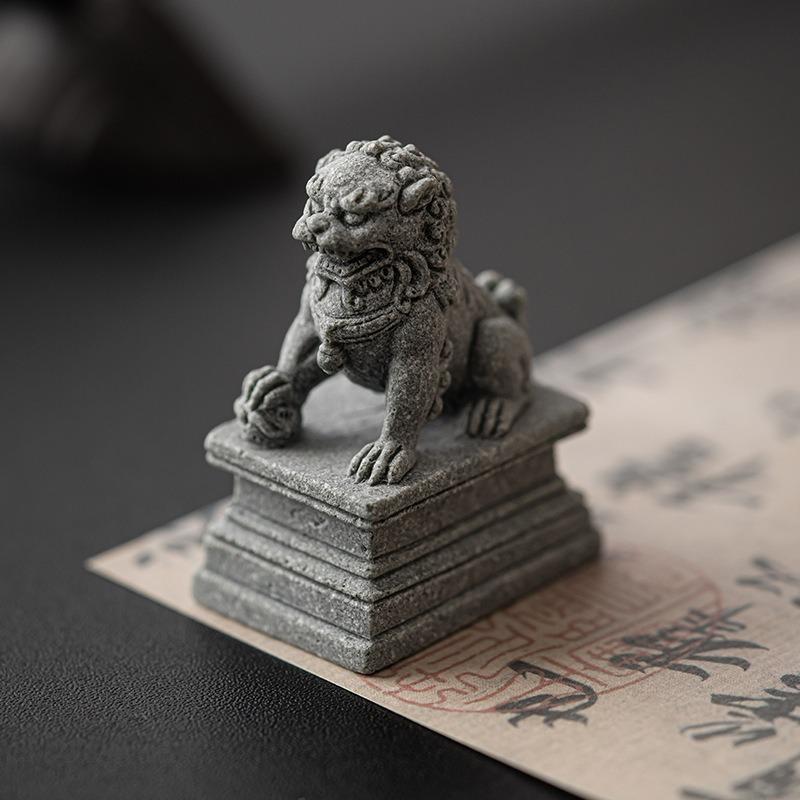 獅子 狛犬 シーサー グレー 置物 オブジェ 優雅 伝統的 運 金運 健康運