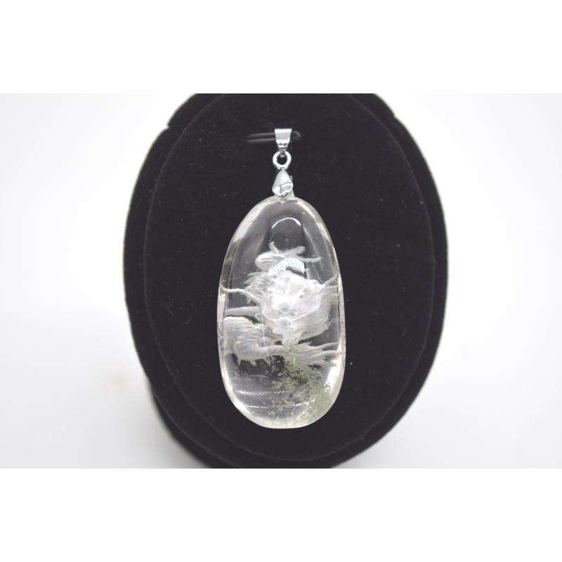 龍彫り グリーンファントム 水晶 裏彫り パワーストーン 天然石パーツ