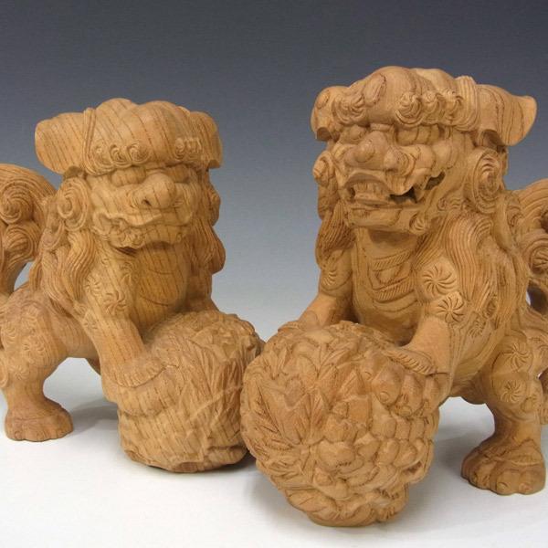 国産欅 最上木彫り玉獅子 高さ15cm 置物 狛犬 : 仏像と縁起物の専門店