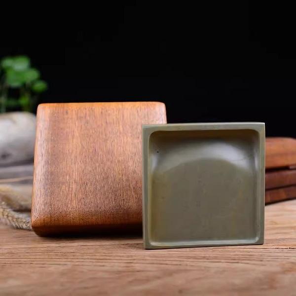 緑端渓硯 4吋 木箱入り すずり 唐硯 書道用具 : 書道用品 緑風店