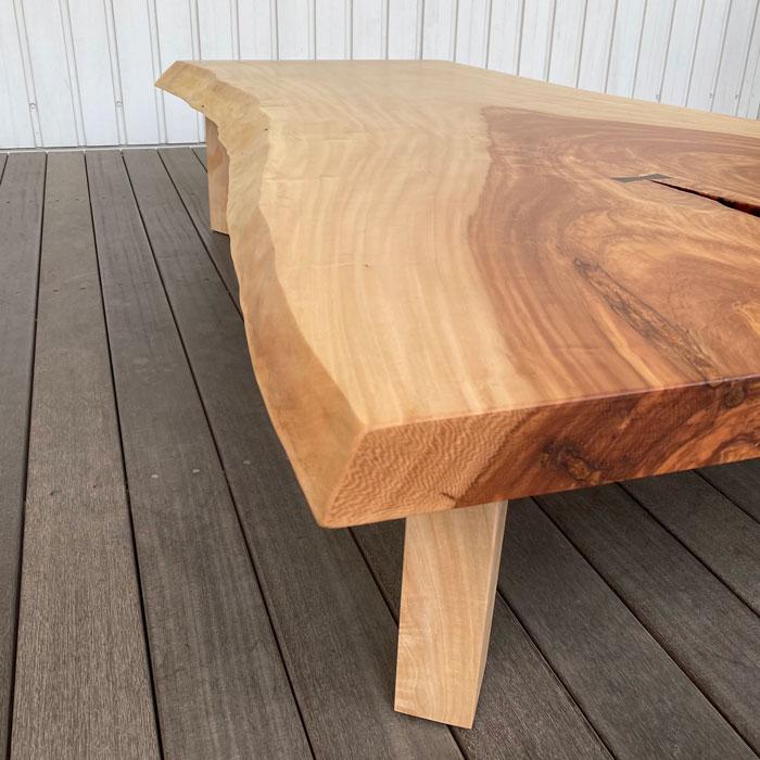 一枚板 センターテーブル 幅162cm 栃 トチ とち 無垢 ちぎり 北欧 木製