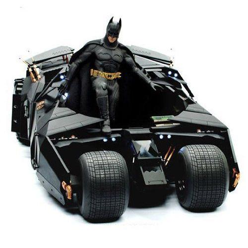 ホットトイズ ダークナイト: 1:6スケール バットモービル : ワールド