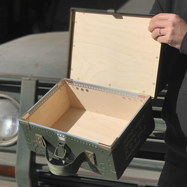 MILITARY（ミリタリー） 実物 USED スウェーデン軍 アミニッション