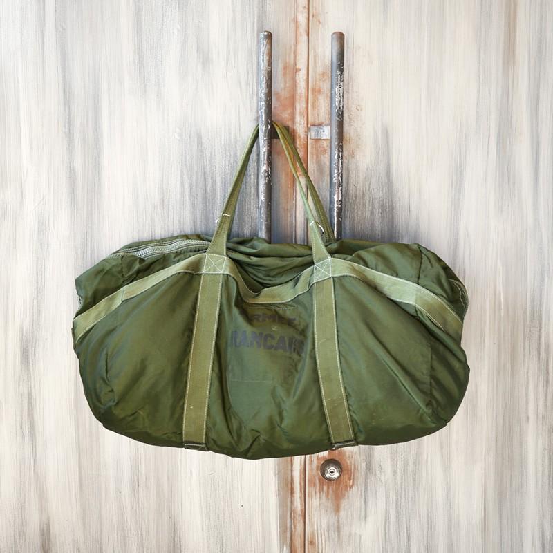 MILITARY（ミリタリー） 希少 実物 フランス軍 AIR FORCE PARATROOPER