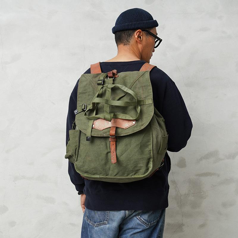 MILITARY（ミリタリー） 実物 USED ルーマニア軍 VINTAGE マウンテン