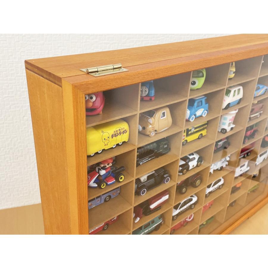 トミカ メープル枠×メープル棚 トミカのミニカーが最大96台収納可能
